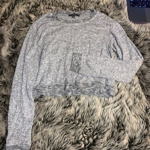 Brandy Melville Cropped lightweight Sweater